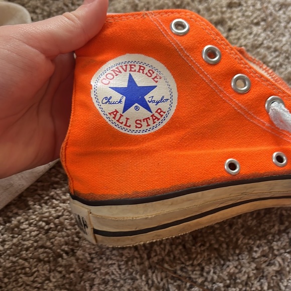 Vintage orange converse size 7-8 - Picture 2 of 4